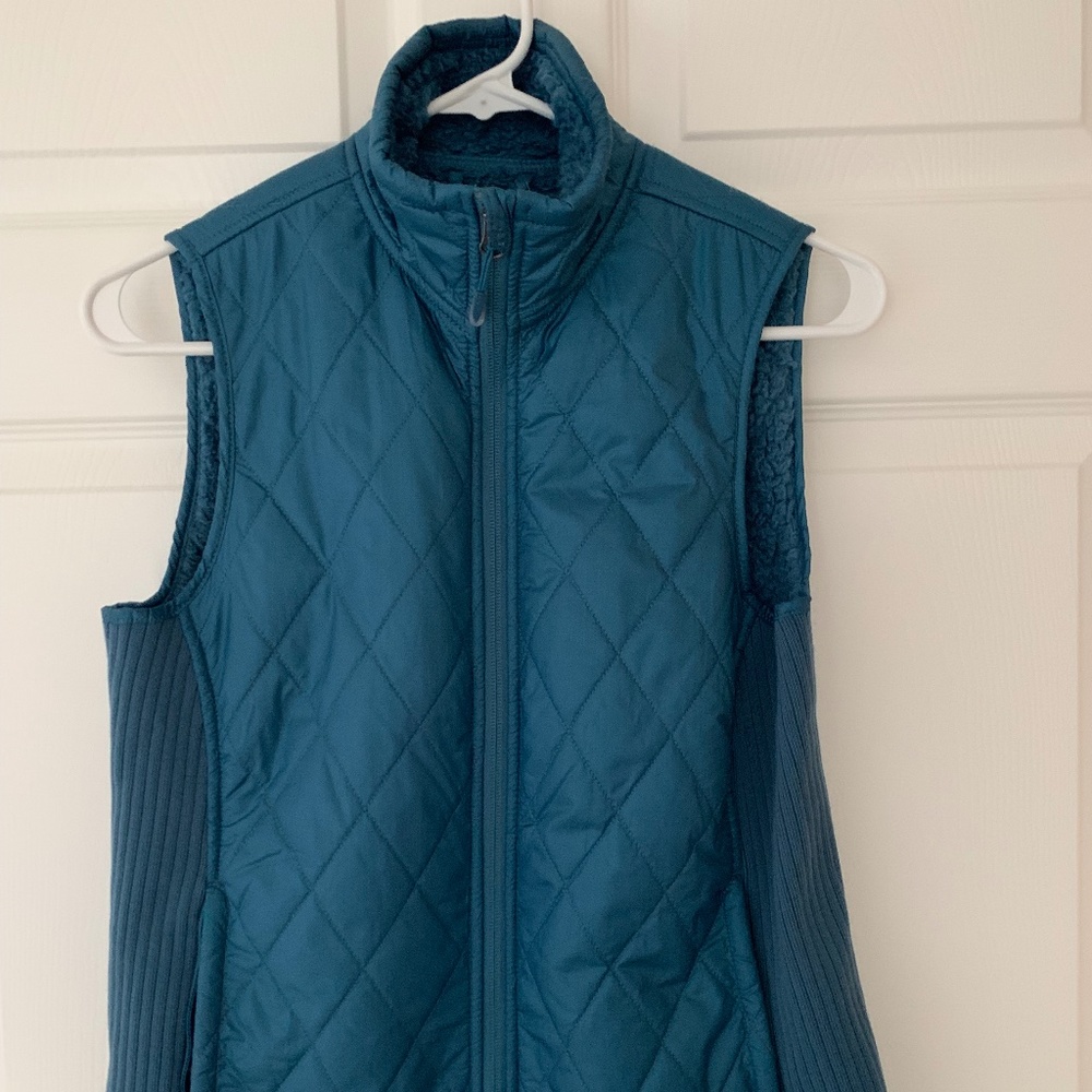 L.L.Bean | Fleece Lined Quilted Zip Up Vest Teal Size XS
